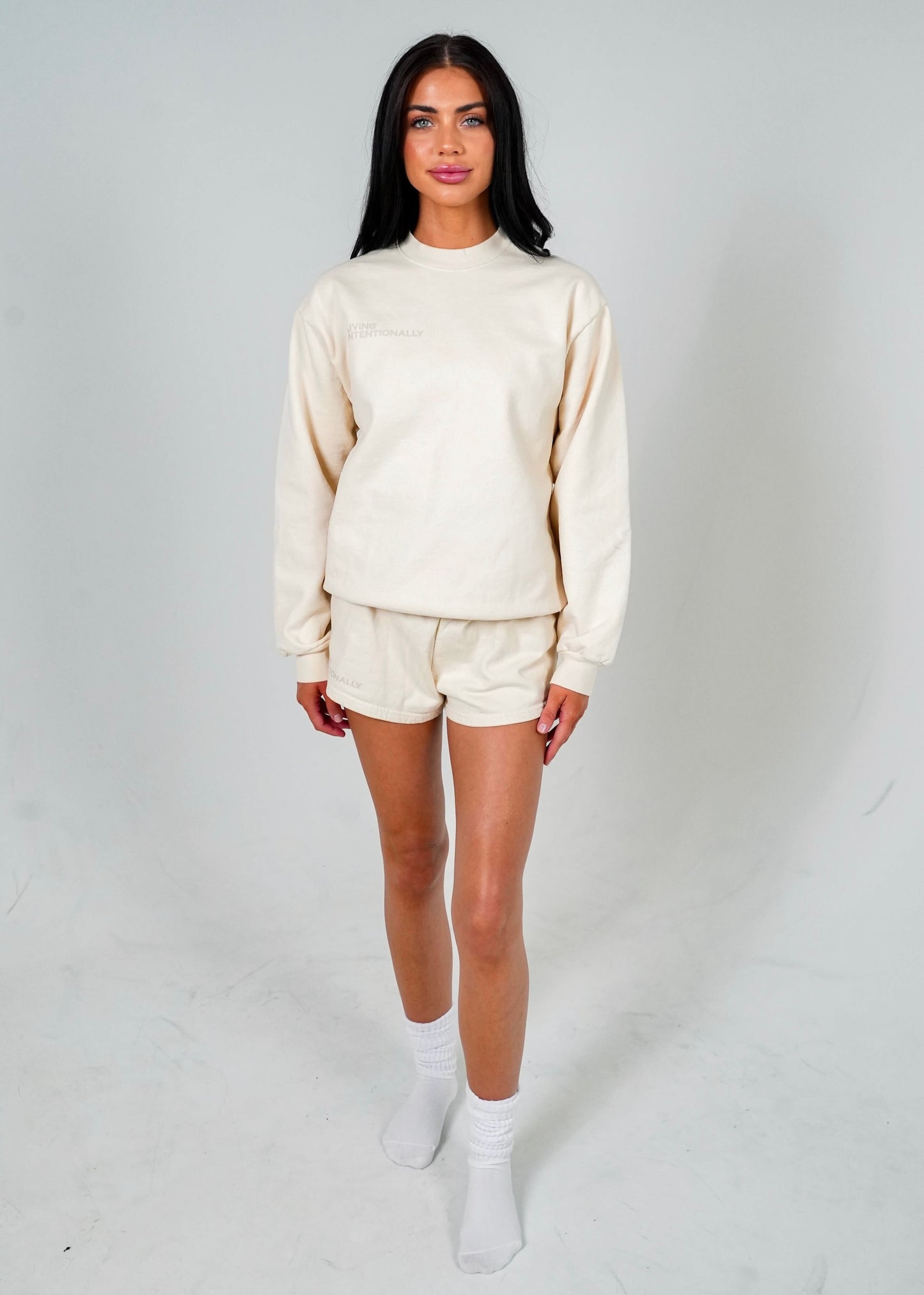 WOMEN'S CREWNECK SWEATSHIRT (CREME)