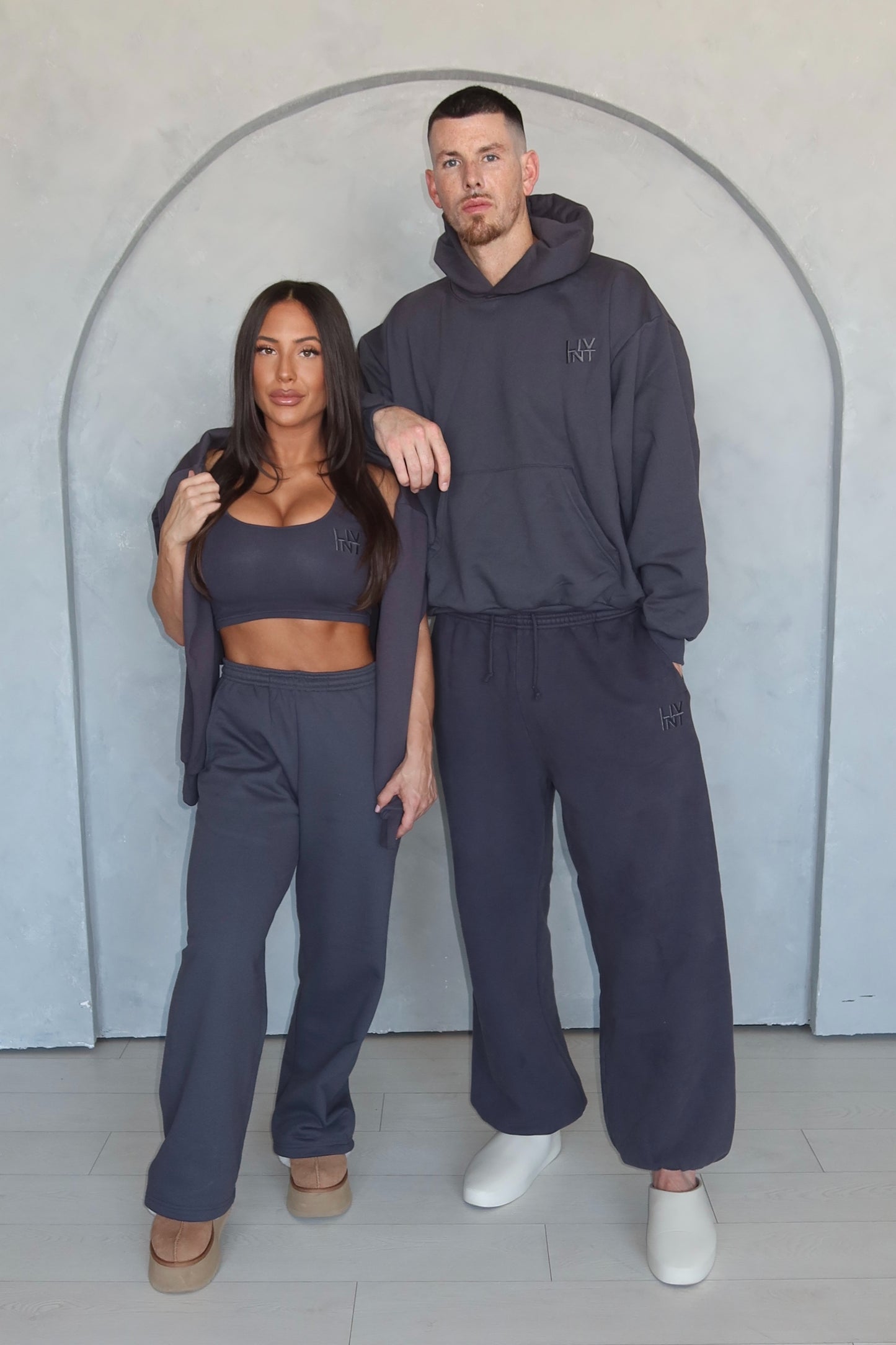 UNISEX CUFFED SWEATPANTS (CHARCOAL)