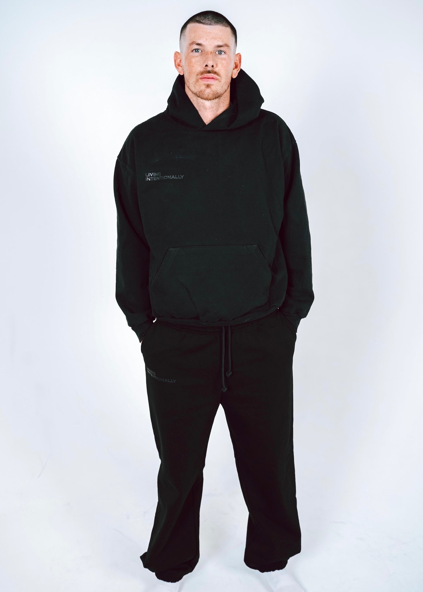 UNISEX SWEATPANTS (BLACK)
