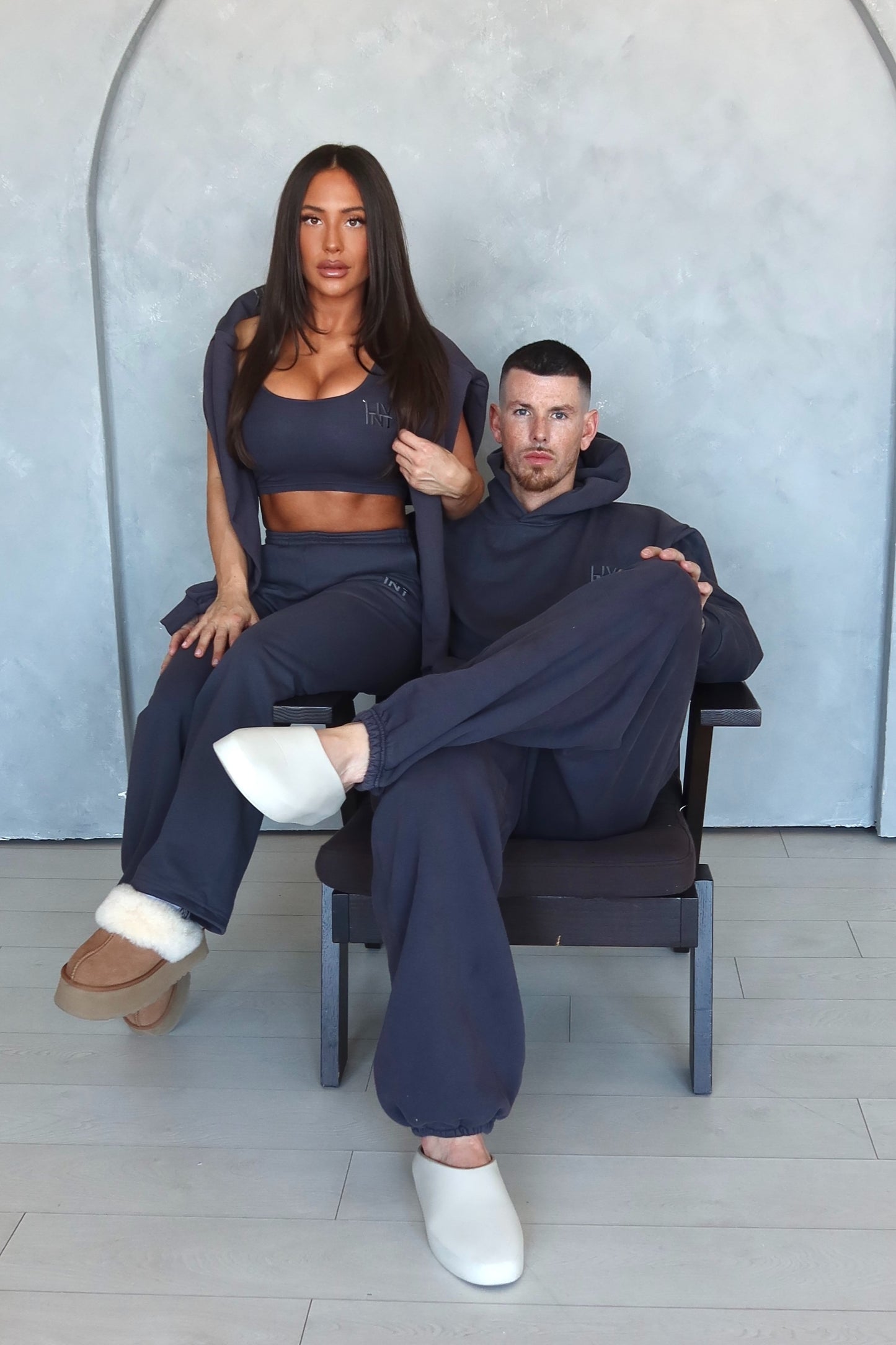 UNISEX WIDE LEG SWEATPANTS (CHARCOAL)