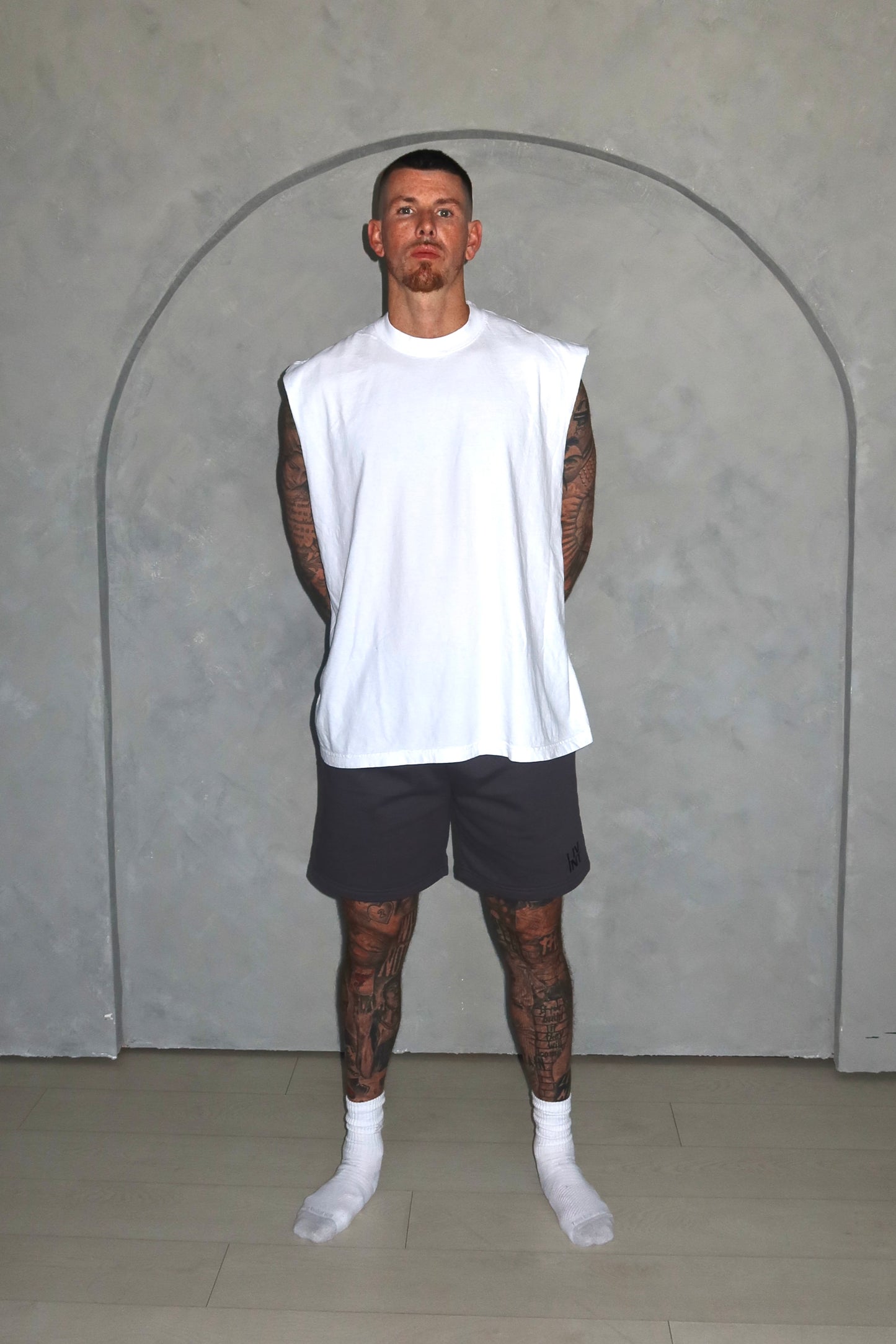 UNISEX SWEAT SHORTS (CHARCOAL)