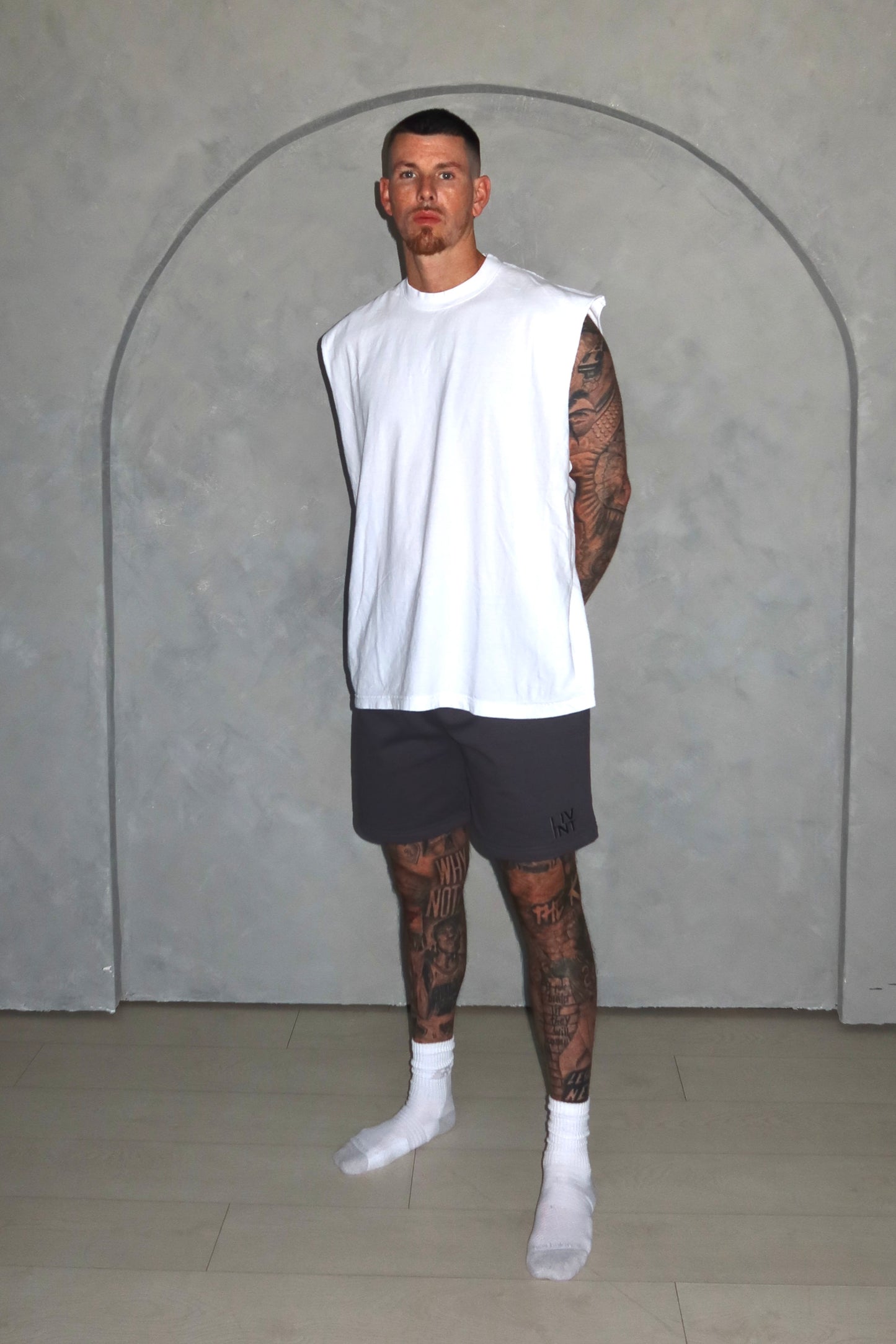 UNISEX SWEAT SHORTS (CHARCOAL)